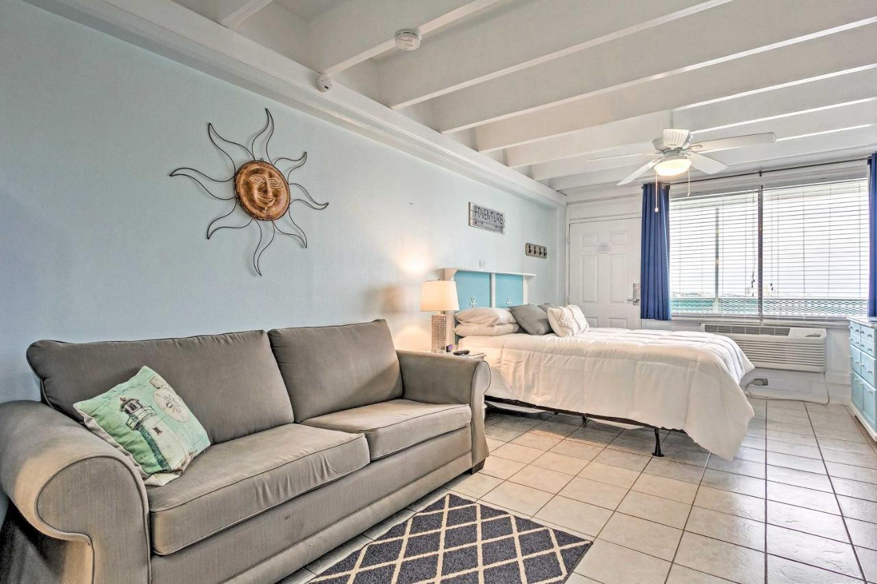 Panama City Beach Studio With Pool And Beach Access Экстерьер фото